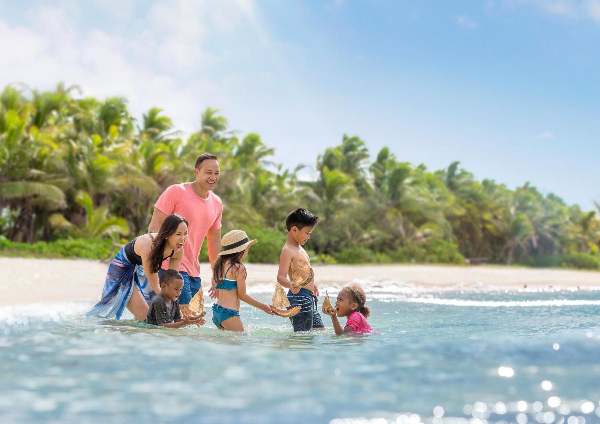 Crowne Plaza Fiji Nadi Bay Resort & Spa, An Ihg Hotel Экстерьер фото
