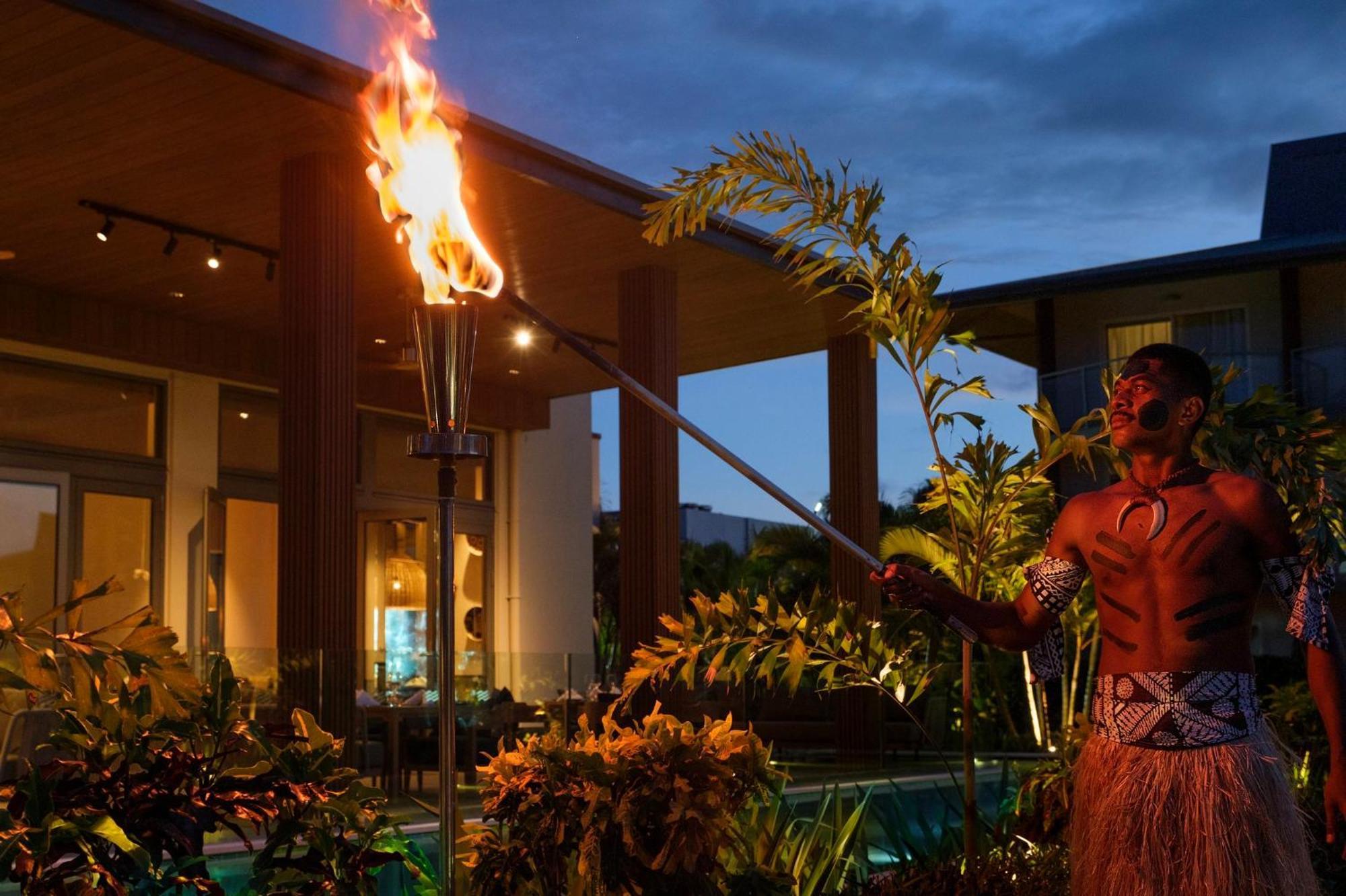 Crowne Plaza Fiji Nadi Bay Resort & Spa, An Ihg Hotel Экстерьер фото